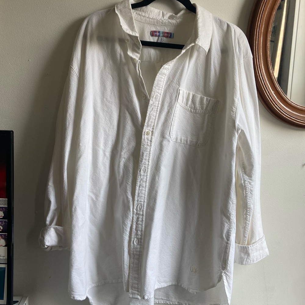 White button down shirt